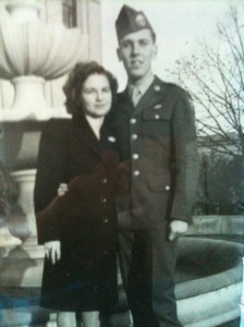paratrooper, wwII, soldier and his girlfriend