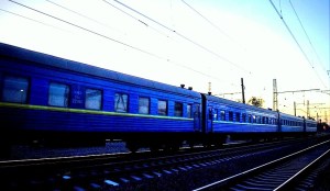 long train, late, train, wedding